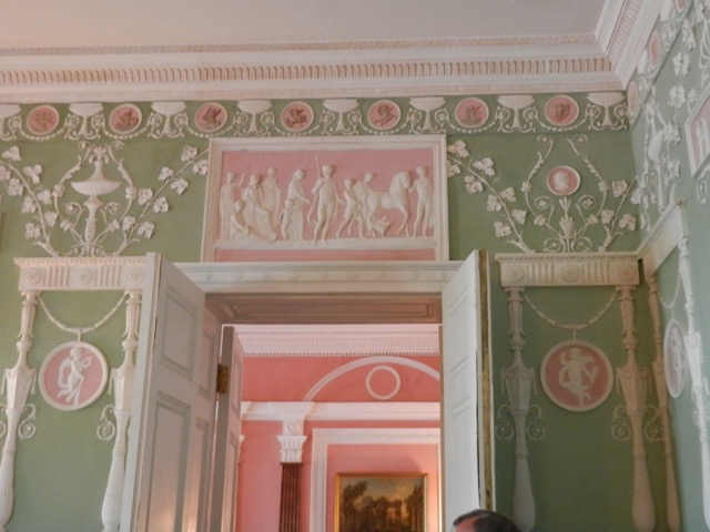 cameo room