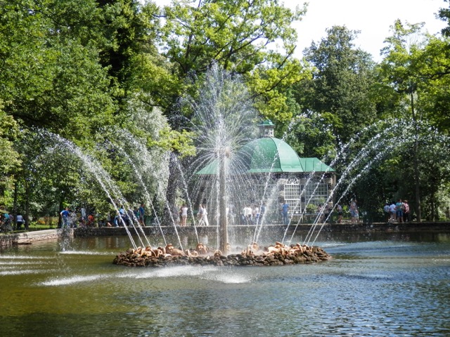 large fountain