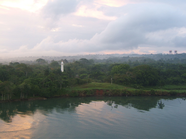 dawn in panama