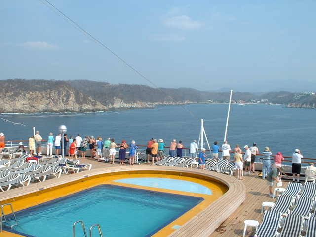 backing into the cove at huatulco