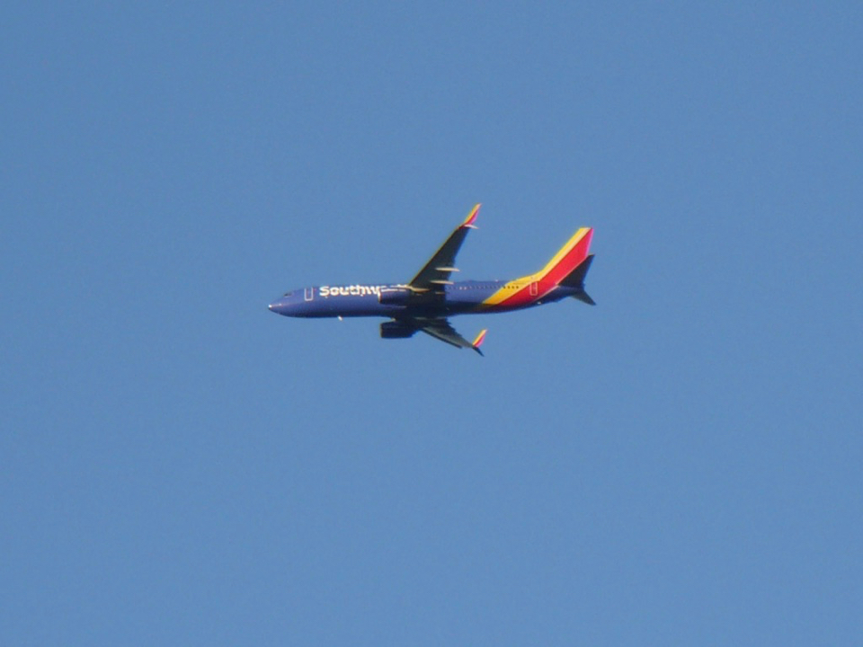 Southwest 737 on approach